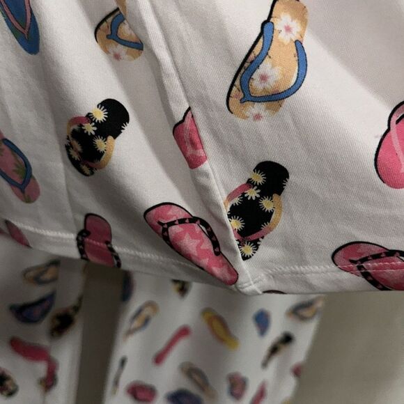 89th+MADISON L White Colorful Flip Flops Notch Collar Short Sleeve Pants PJ Set - Picture 10 of 14